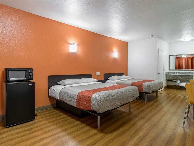 Motel 6-Anaheim, Ca - Buena Park Eksteriør billede