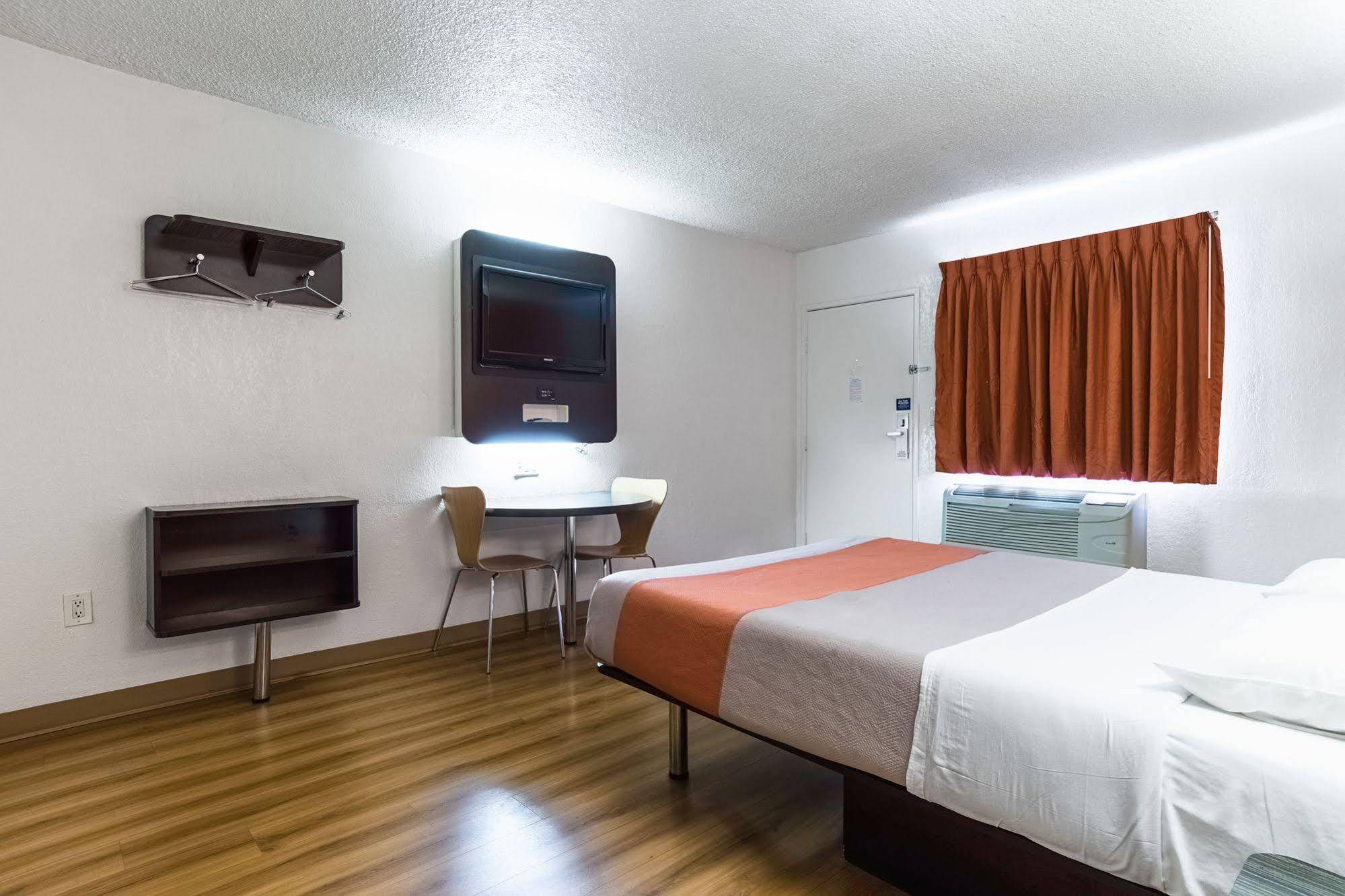 Motel 6-Anaheim, Ca - Buena Park Eksteriør billede